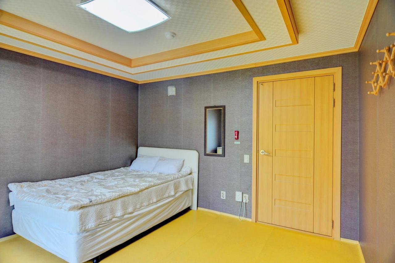 Sungbo Youth Hostel Mungyeong エクステリア 写真