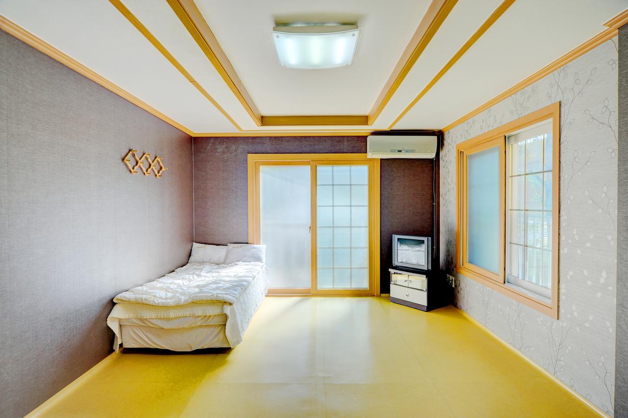 Sungbo Youth Hostel Mungyeong エクステリア 写真