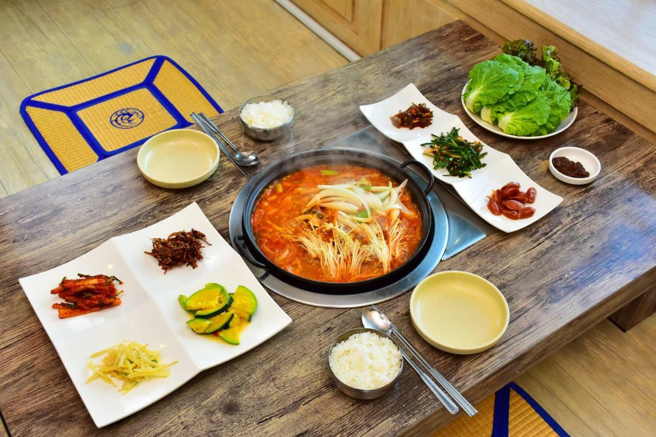 Sungbo Youth Hostel Mungyeong エクステリア 写真