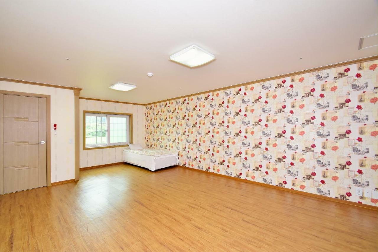 Sungbo Youth Hostel Mungyeong エクステリア 写真